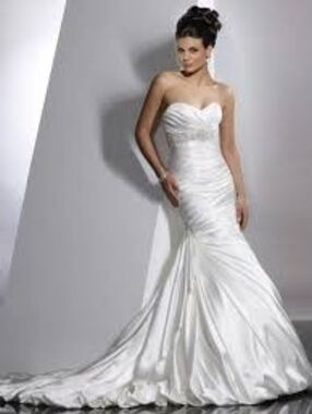 Maggie Sottero White Strapless Mermaid Wedding Dress